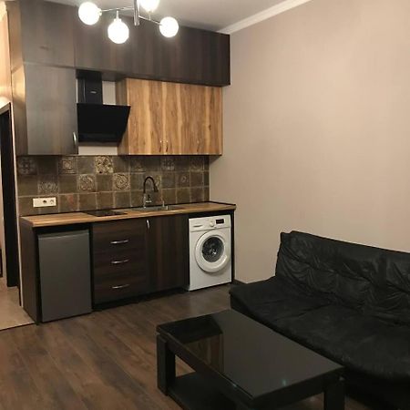 Room Studio 1 Тбилиси Екстериор снимка