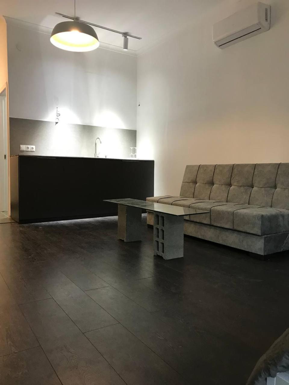 Room Studio 1 Тбилиси Екстериор снимка