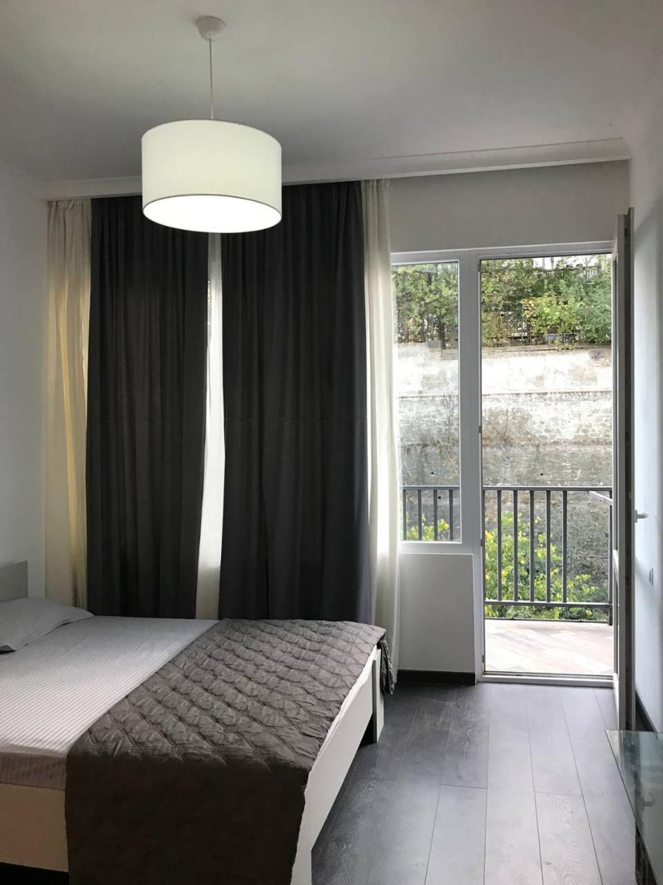 Room Studio 1 Тбилиси Екстериор снимка