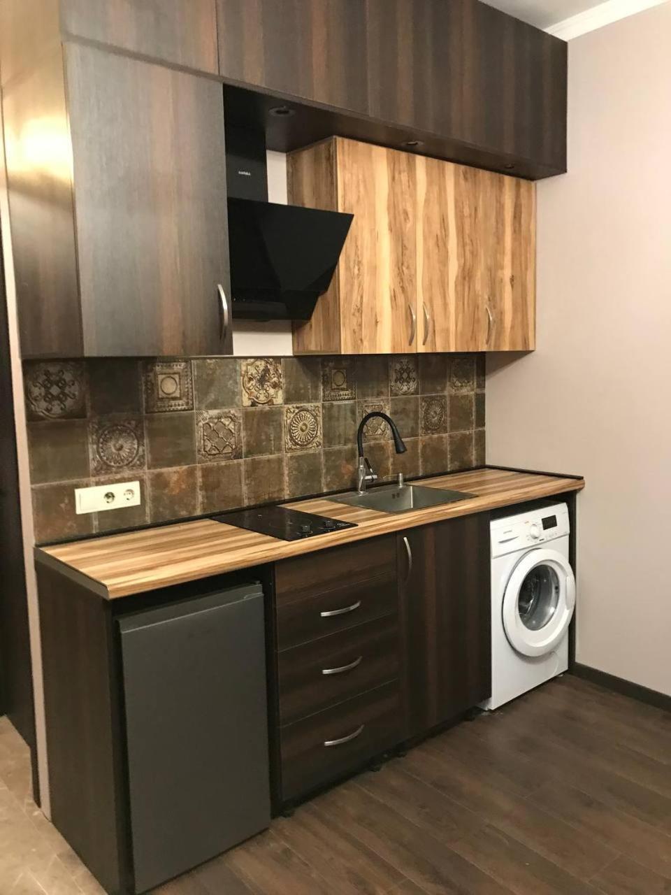 Room Studio 1 Тбилиси Екстериор снимка